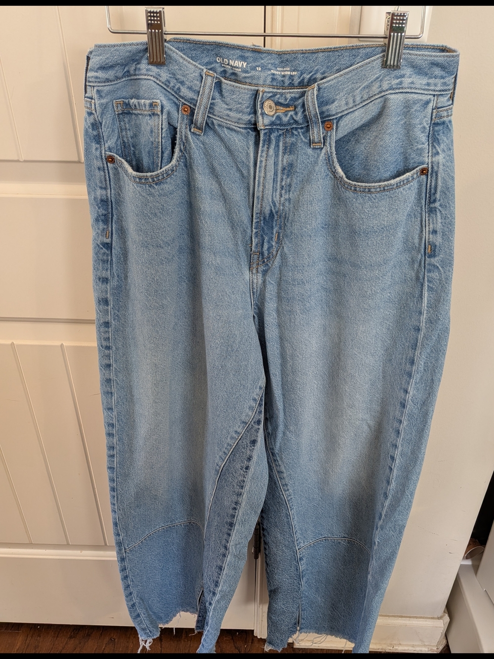 Old Navy High Rise Baggy Wide Leg Jeans Size 12 Raw Hem